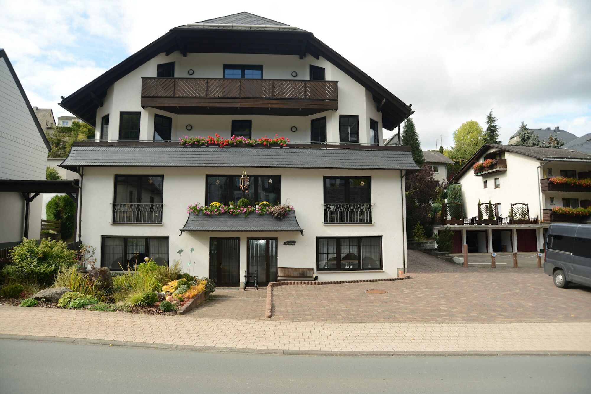 Hotel Leise Garni Виллинген Экстерьер фото